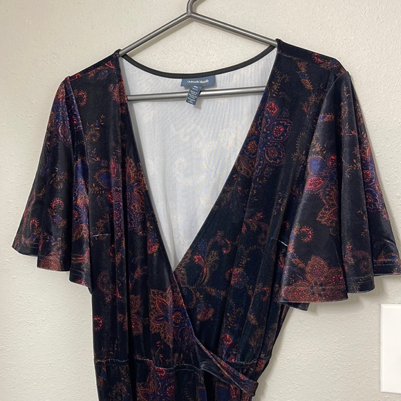 ModCloth size XL velvet floral wrap maxi dress